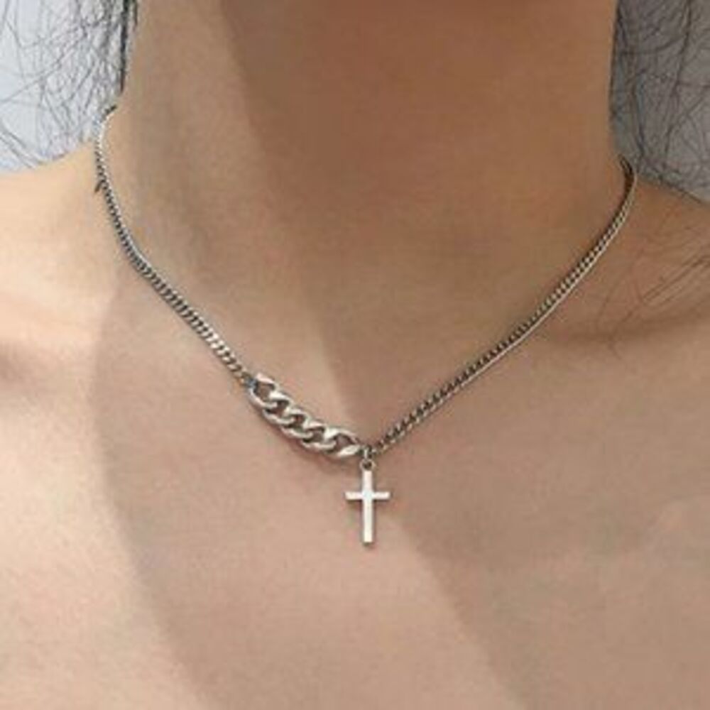 *NEW 925 Sterling Silver Vintage Cross Necklace